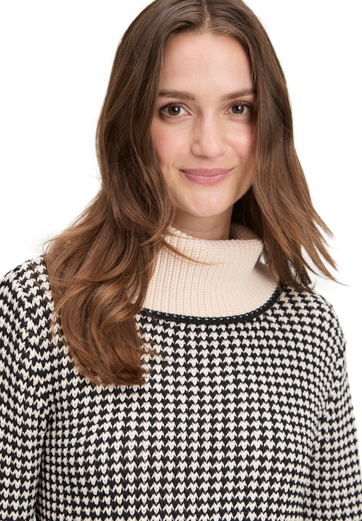 Betty & Co Damen Pullover Cream/Black
