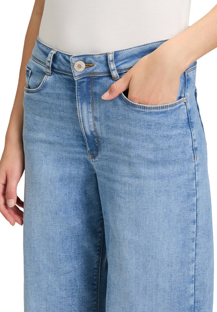 Betty & Co Damen Hosen Light Blue Deni