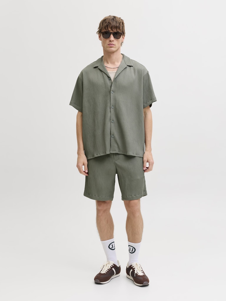 Jack & Jones Herren Shorts Dusty Olive