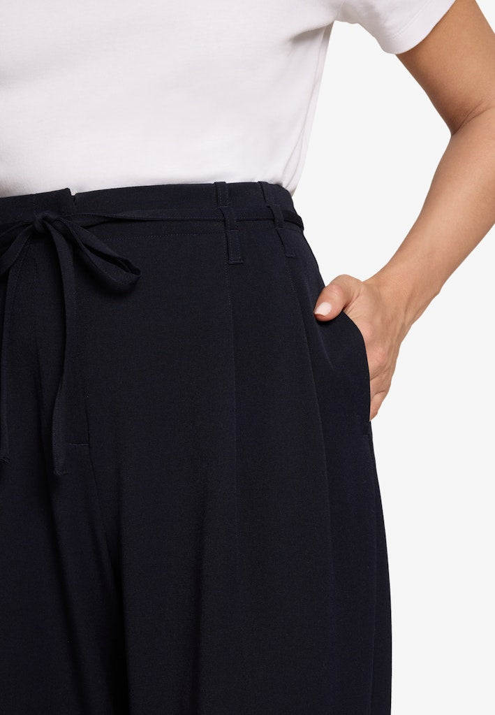 Zero Damen Hosen Hydrangea