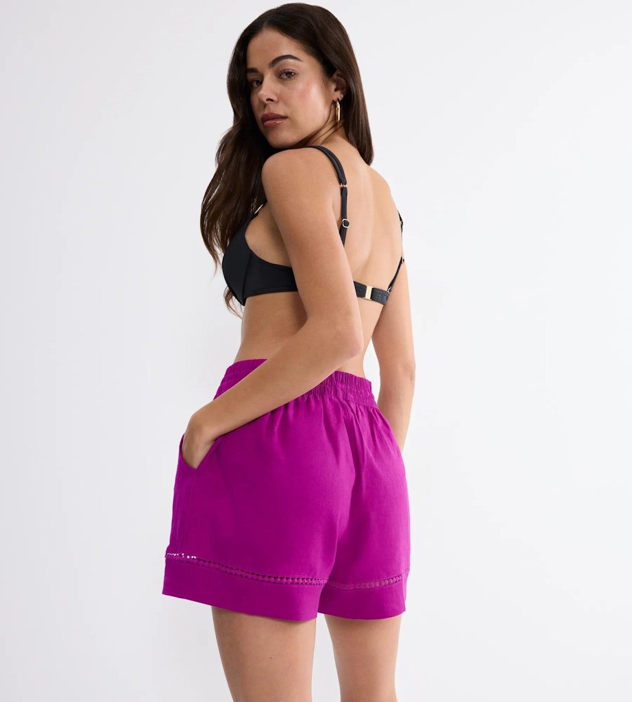 Triumph Hose  Raspberry