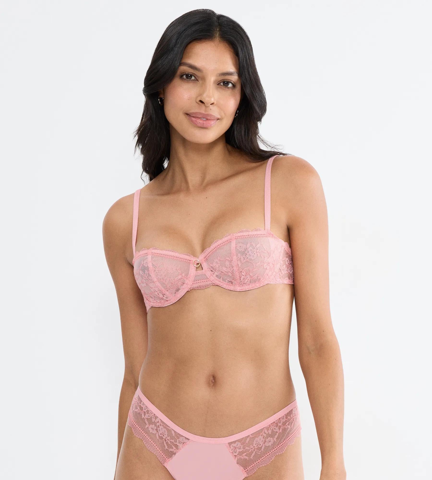 Triumph BH  Strawberry