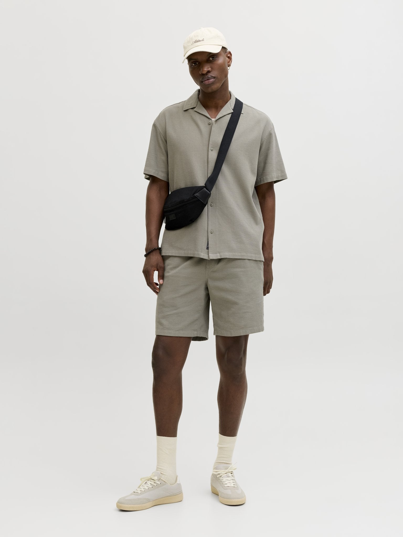 Jack & Jones Herren Shorts Vetiver