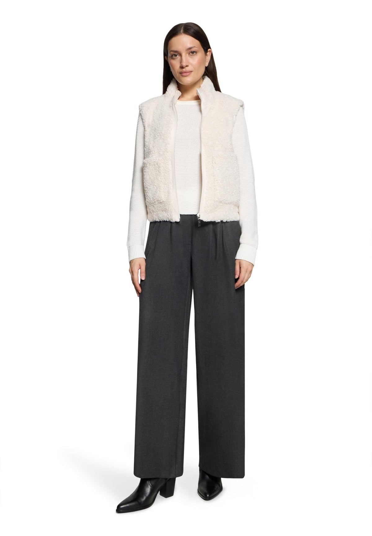 Betty & Co Damen Outdoorwesten White Sand