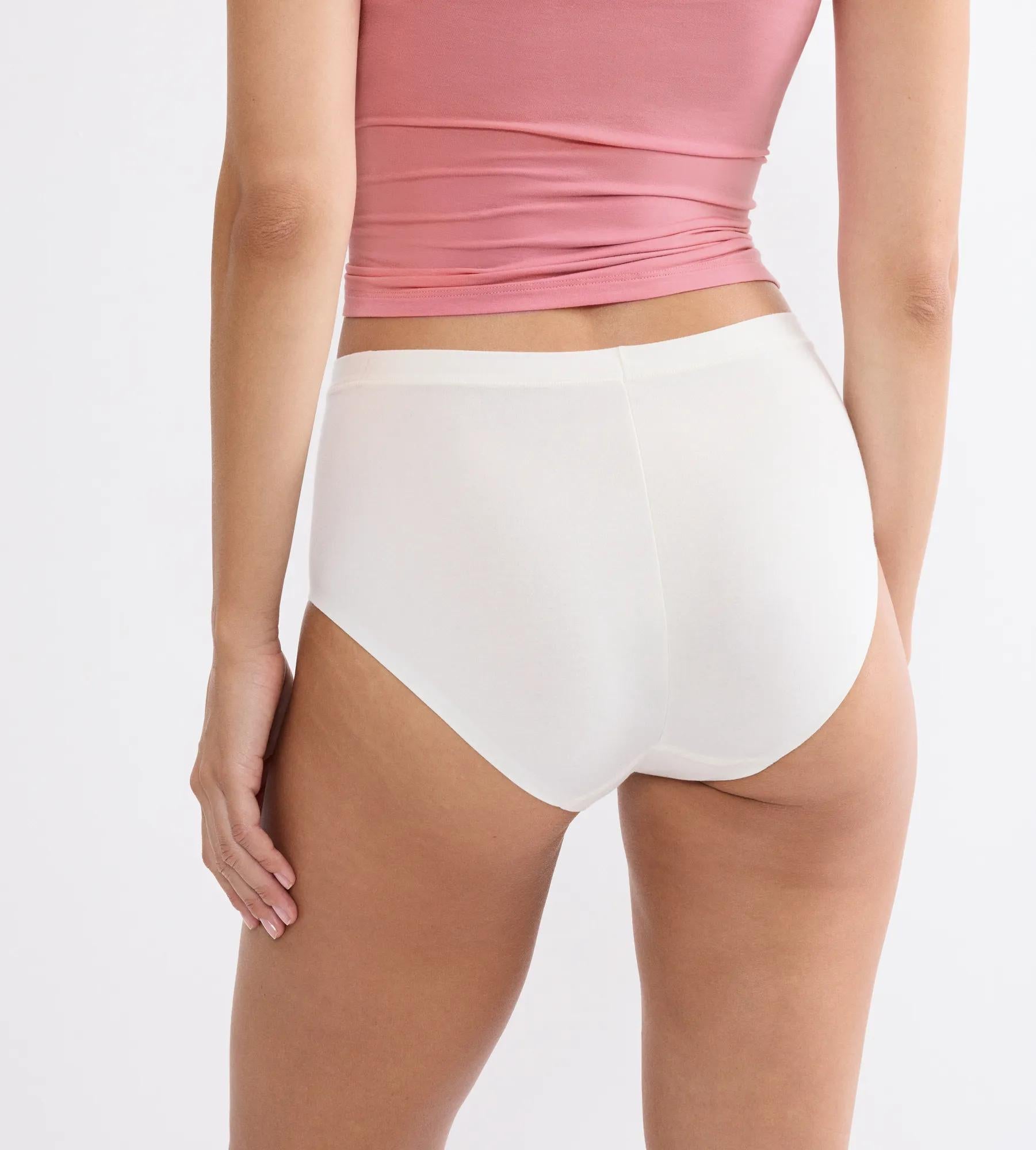Triumph Slip Ecru White