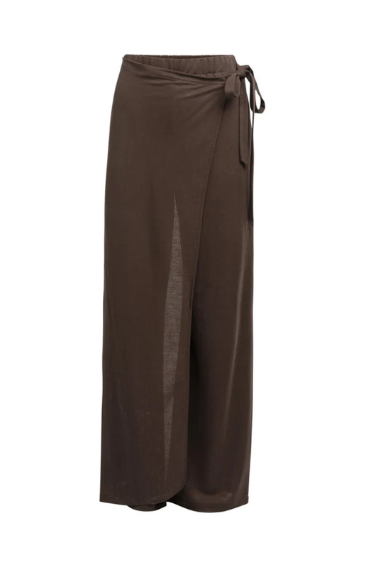 Weit geschnittene Hose mit Wickeldetail