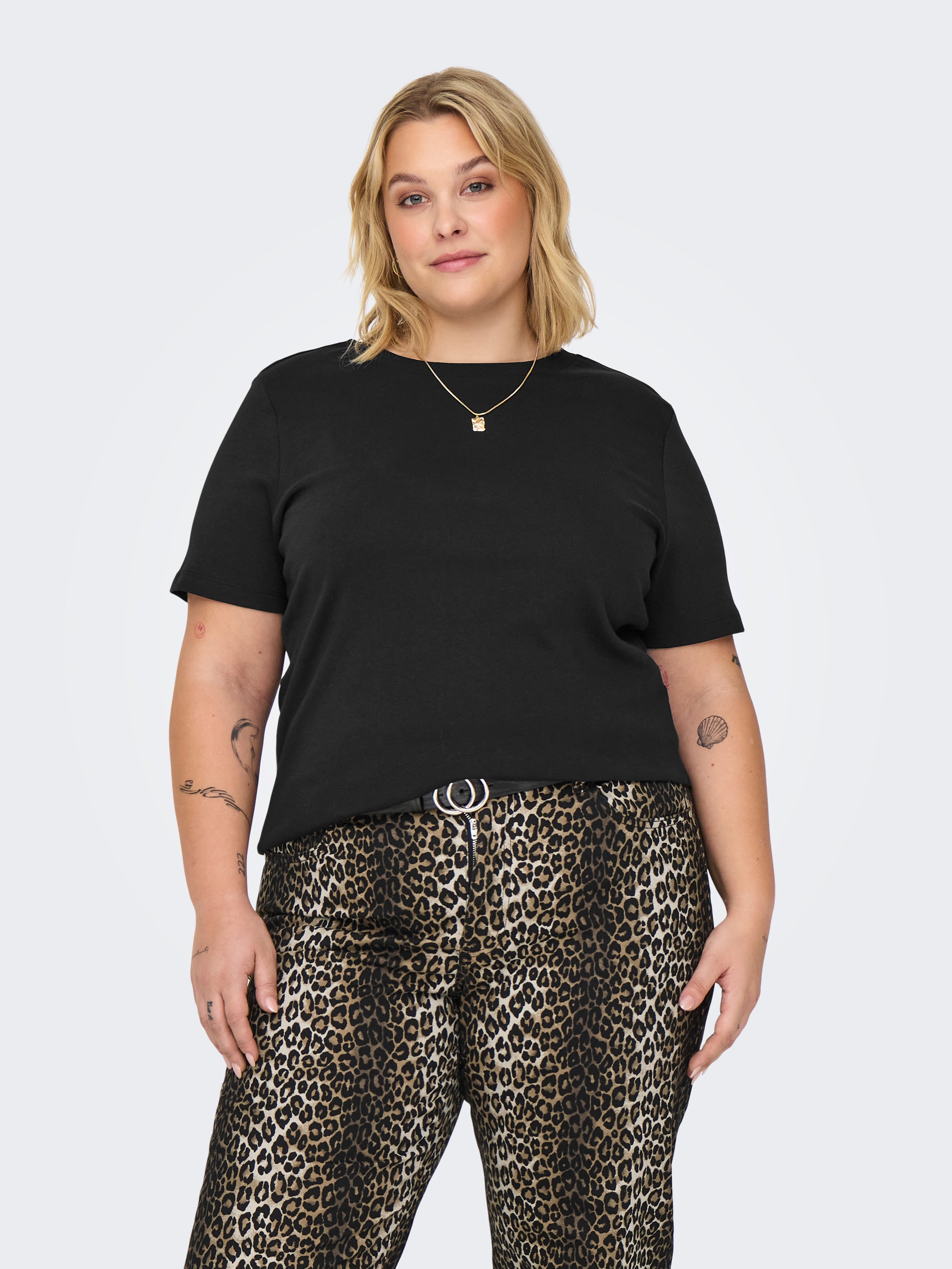 Only Carmakoma Damen T-Shirts Black