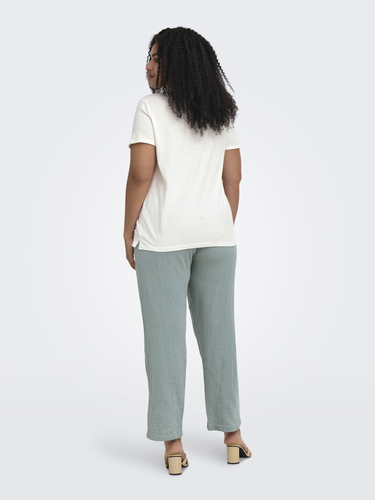 Only Carmakoma Damen T-Shirts Cloud Dancer/Ro