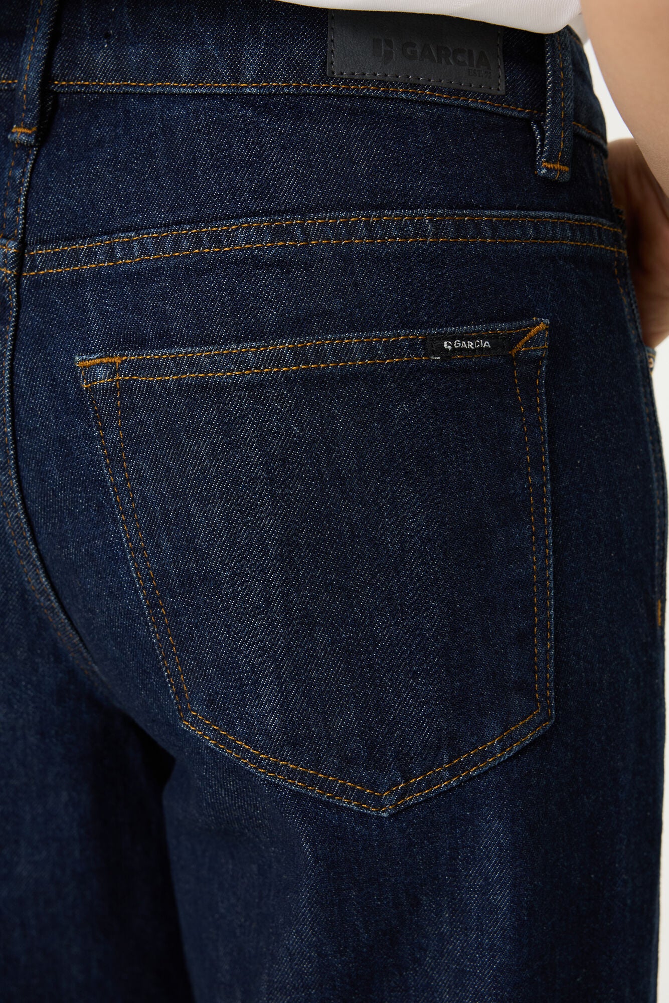 Garcia Damen Jeans Rinsed