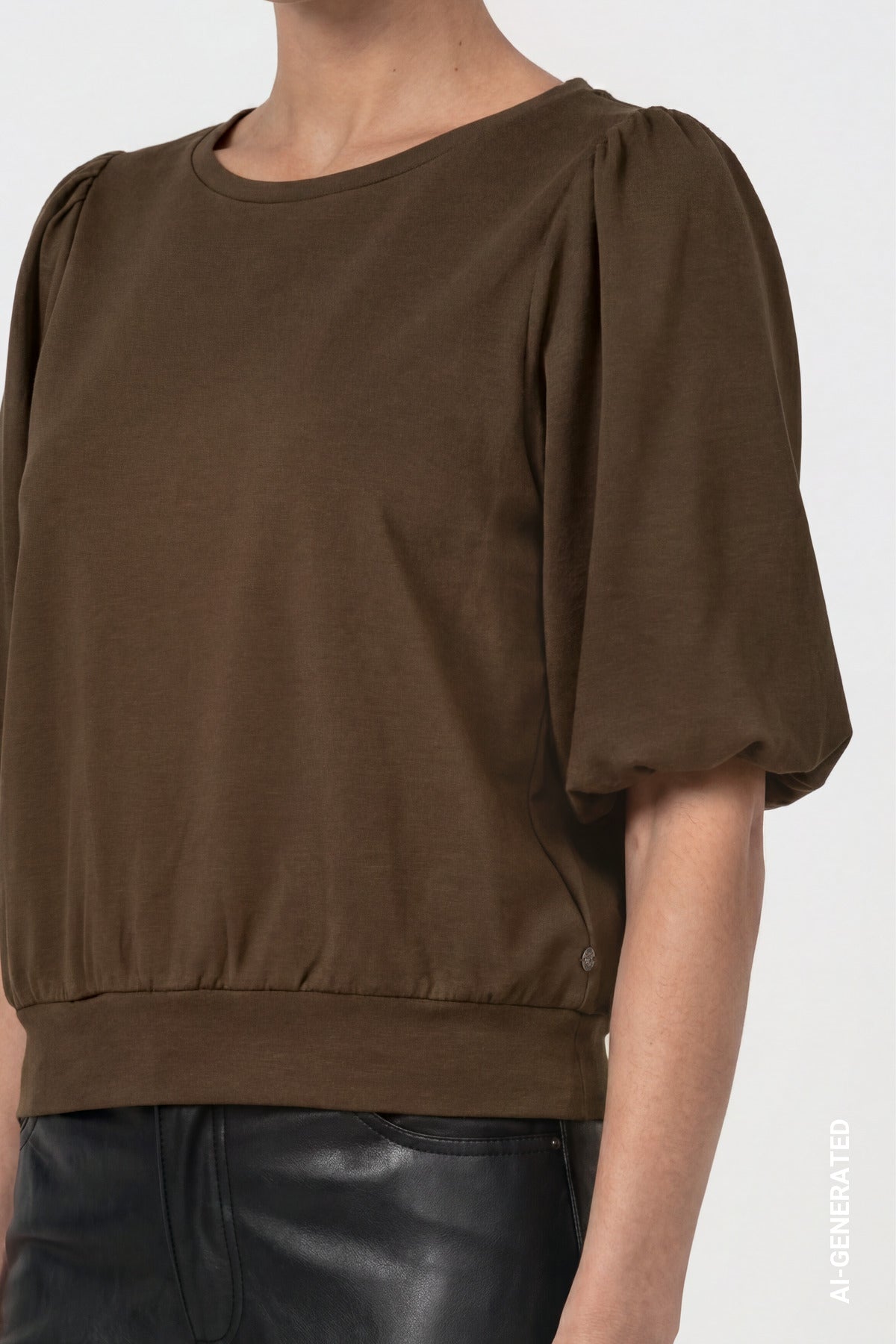 Monari Damen T-Shirts  Olive